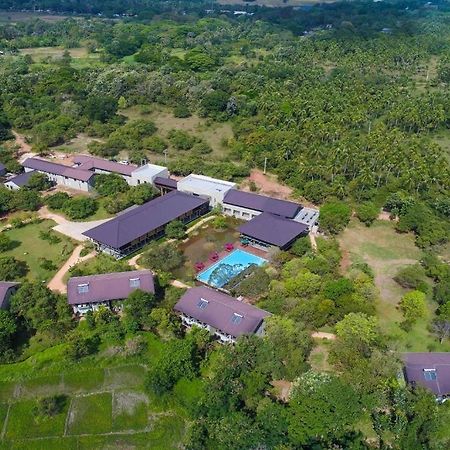 Tropical Life Resort And Spa Dambulla Eksteriør billede